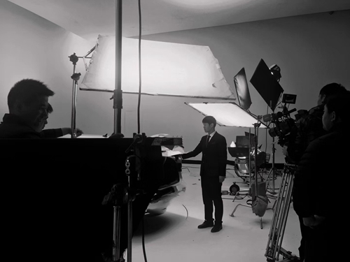 鴻鹿傳媒給大家介紹如何對靜物商品進行產(chǎn)品攝影